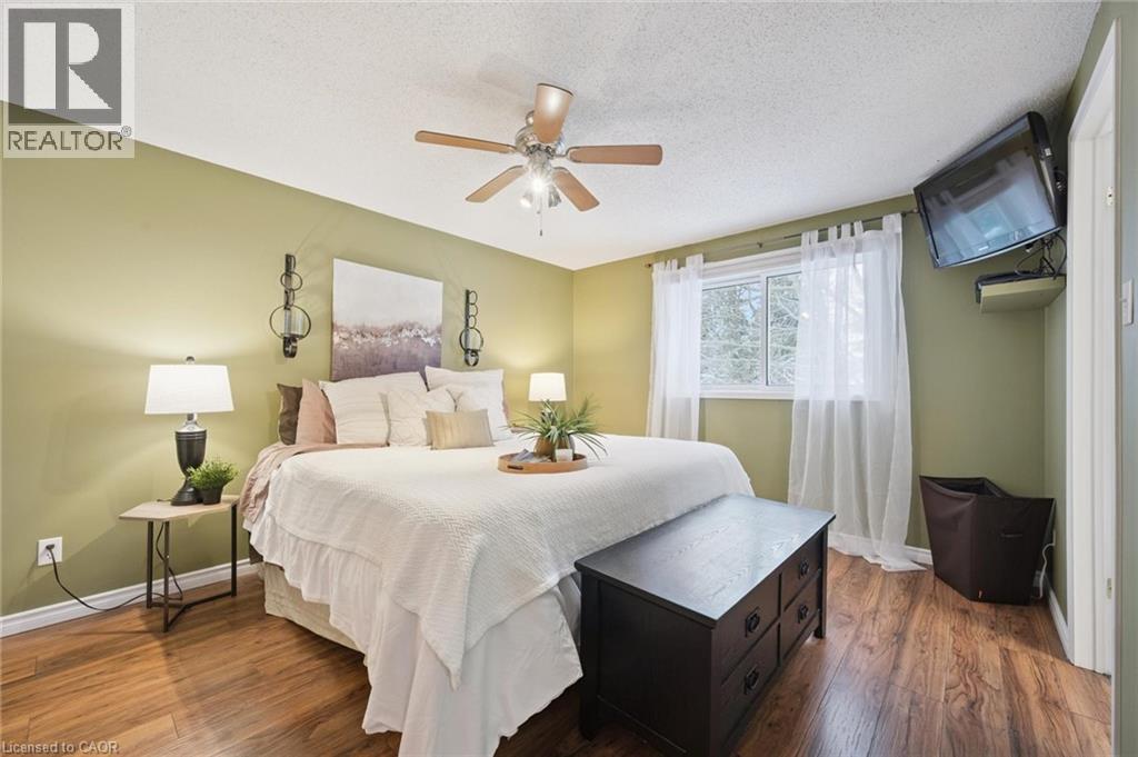 98 OLD MAPLE Lane thumbnail 24