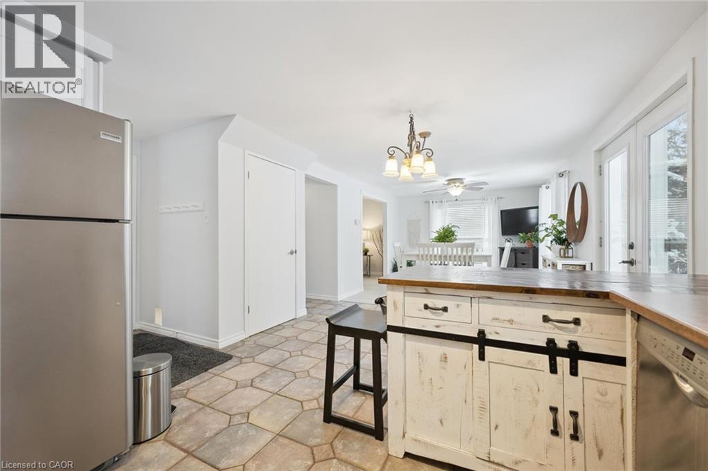 98 OLD MAPLE Lane thumbnail 21