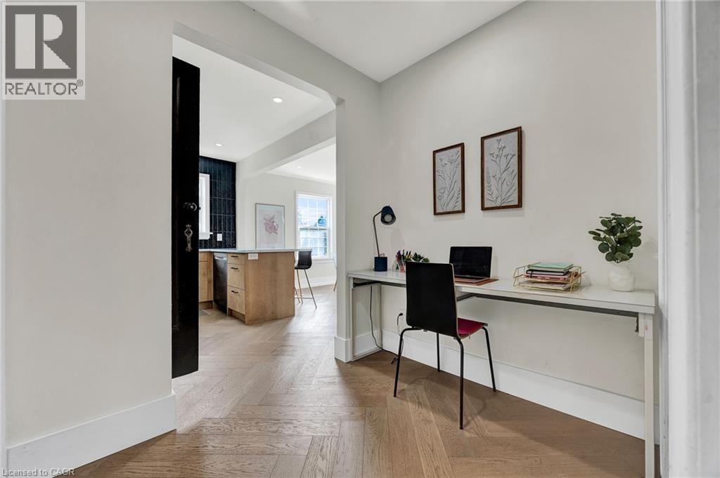 360 LUELLA Street thumbnail 10