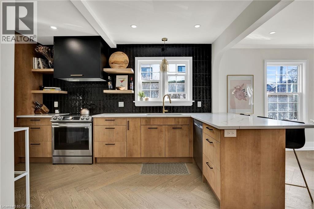 360 LUELLA Street thumbnail 5