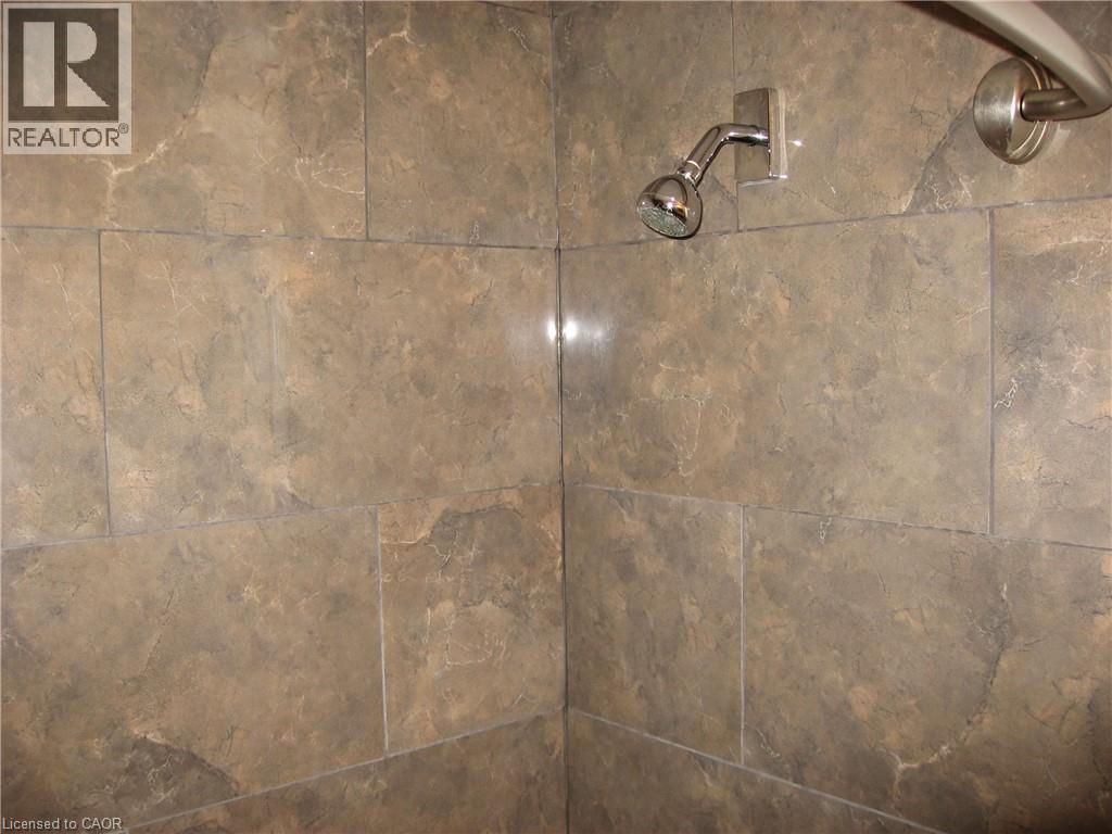 124 AVALON Place thumbnail 16