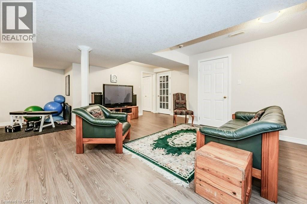 219 CORRIE Crescent thumbnail 31