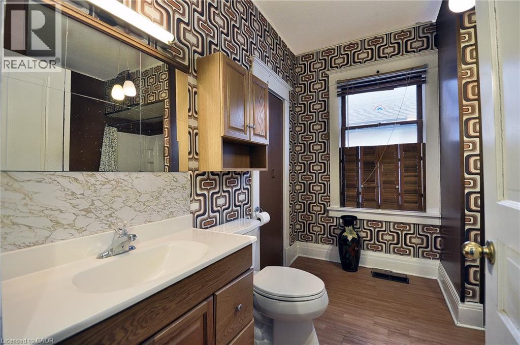 56 CHURCHILL Drive thumbnail 16