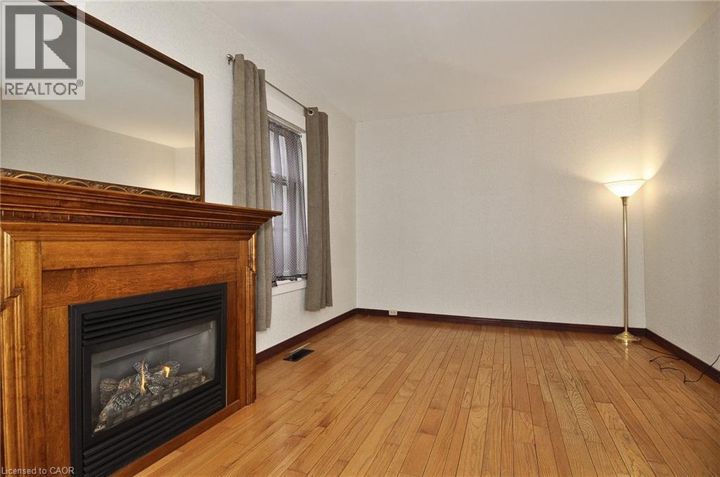 56 CHURCHILL Drive thumbnail 9