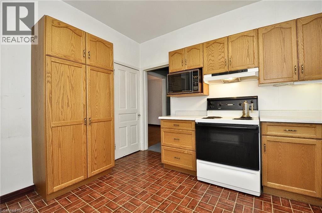 56 CHURCHILL Drive thumbnail 15