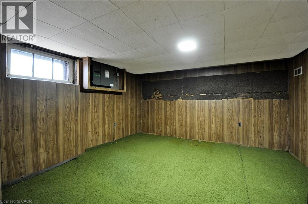 56 CHURCHILL Drive thumbnail 28