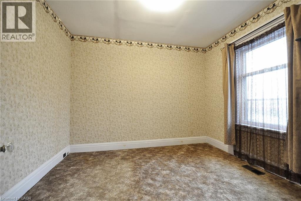 56 CHURCHILL Drive thumbnail 21