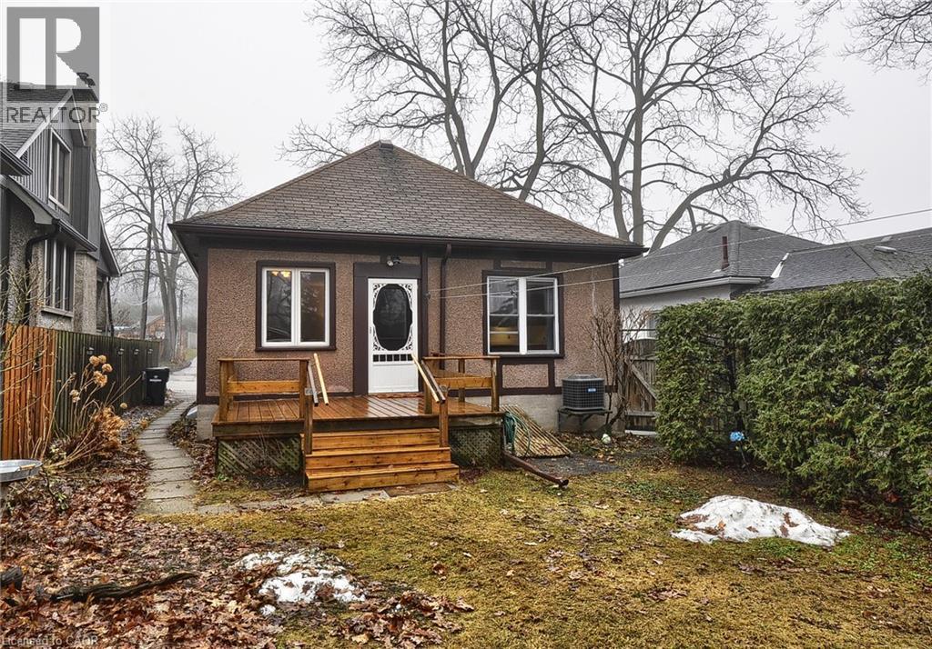 56 CHURCHILL Drive thumbnail 33