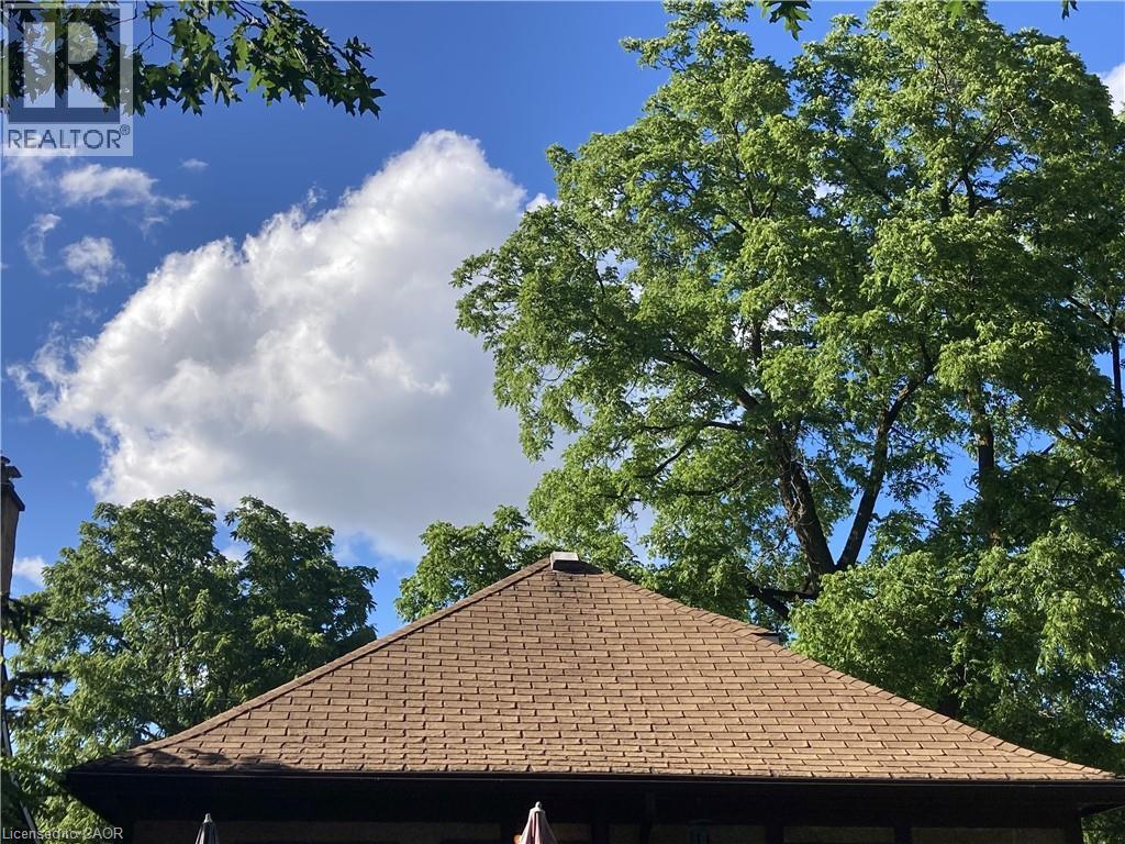 56 CHURCHILL Drive thumbnail 37