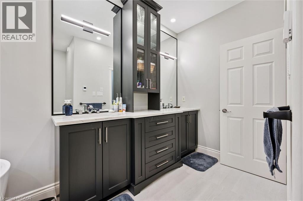 285 DEER RIDGE Drive thumbnail 21