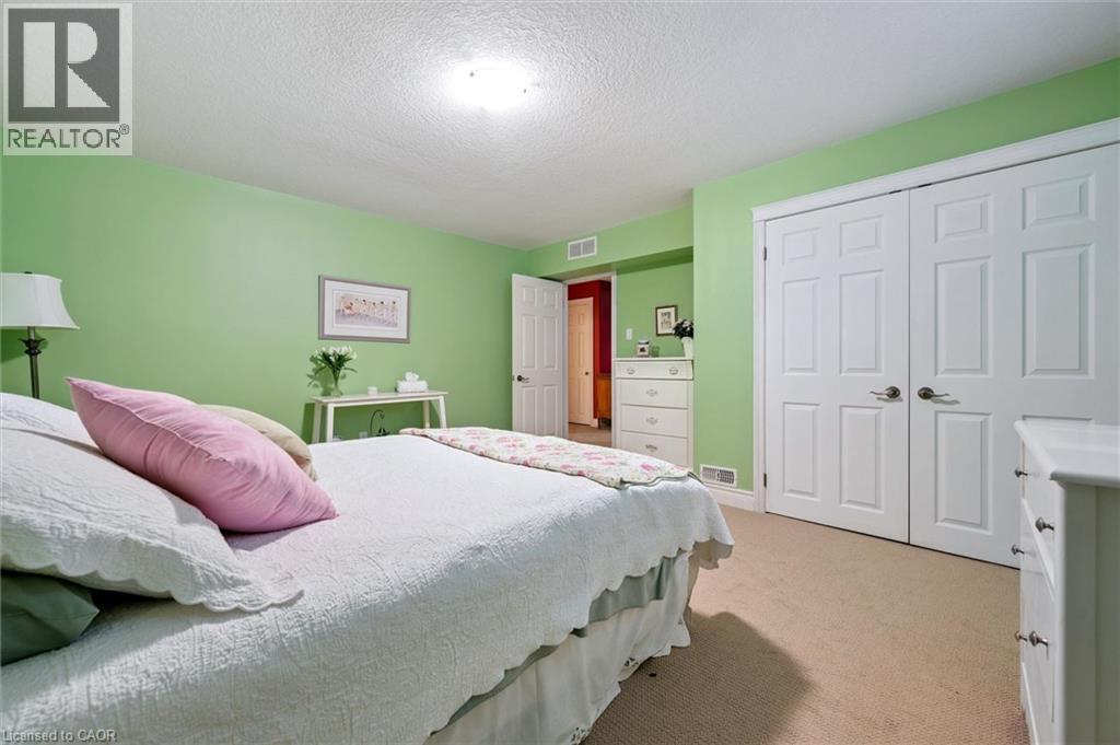 285 DEER RIDGE Drive thumbnail 37