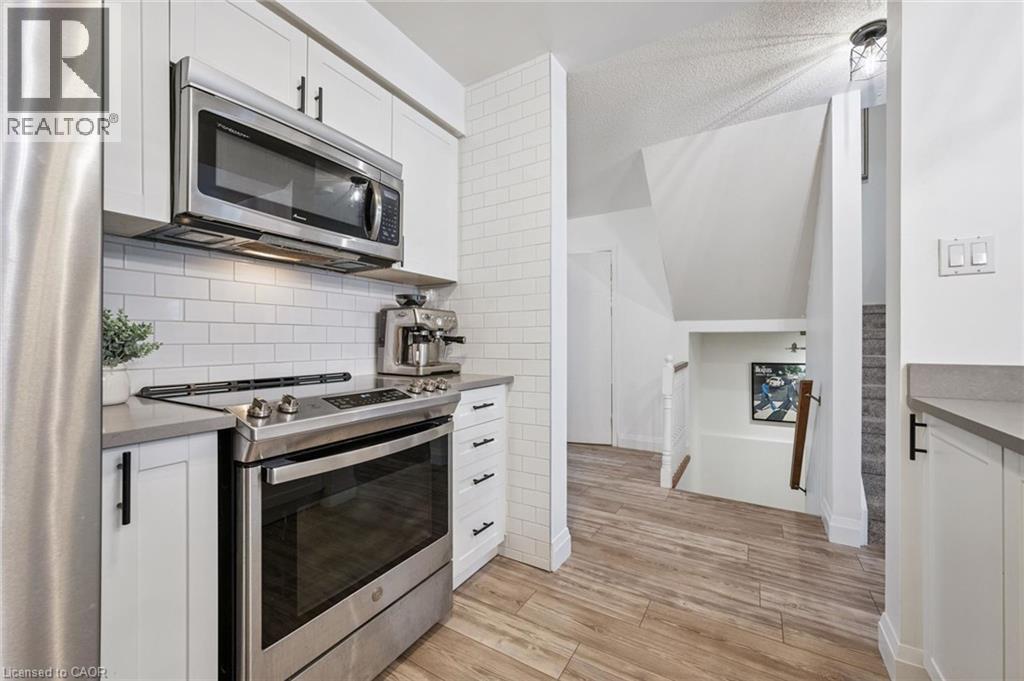 230 BLACKHORNE Drive Unit# 42 thumbnail 12