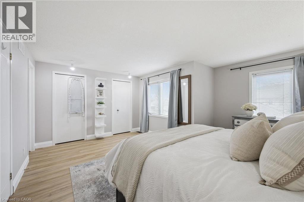 230 BLACKHORNE Drive Unit# 42 thumbnail 15