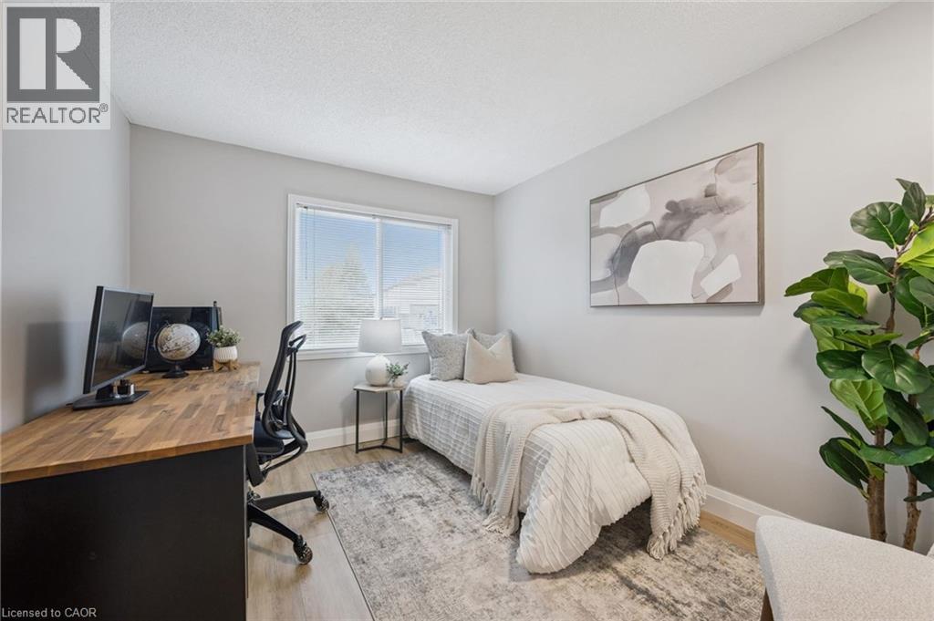 230 BLACKHORNE Drive Unit# 42 thumbnail 16