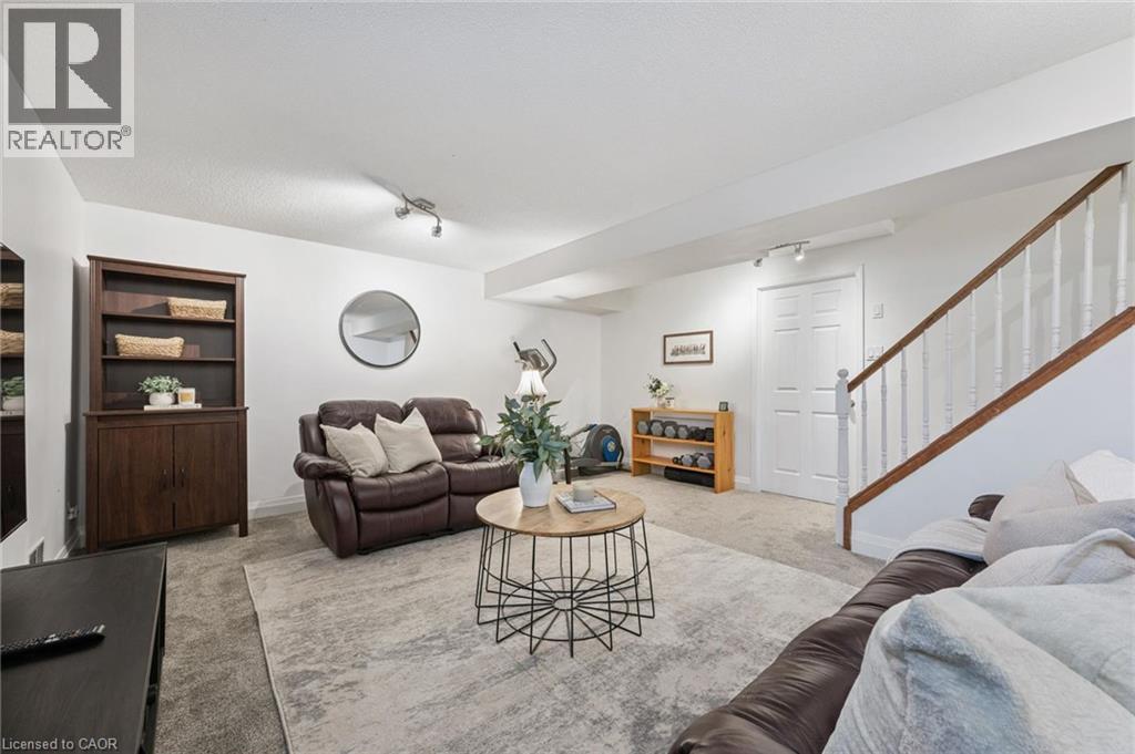 230 BLACKHORNE Drive Unit# 42 thumbnail 23