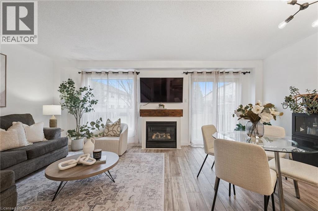 230 BLACKHORNE Drive Unit# 42 thumbnail 4