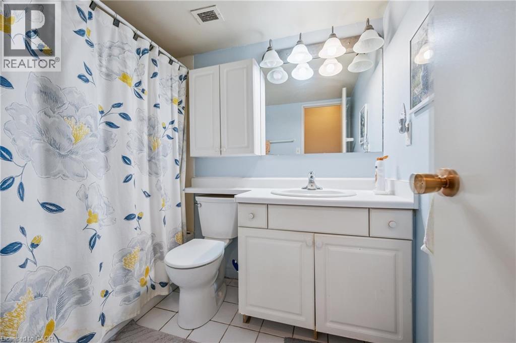 225 HARVARD Place Unit# 1510 thumbnail 15