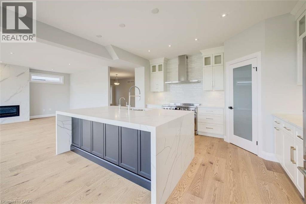 329 RIVERTRAIL Avenue thumbnail 13