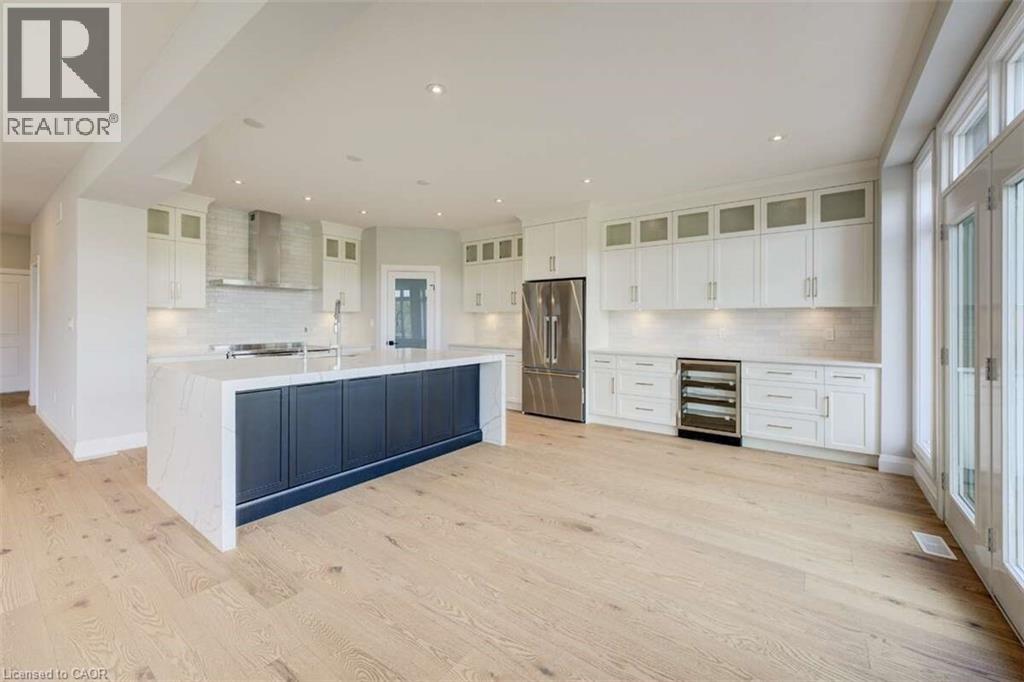 329 RIVERTRAIL Avenue thumbnail 17