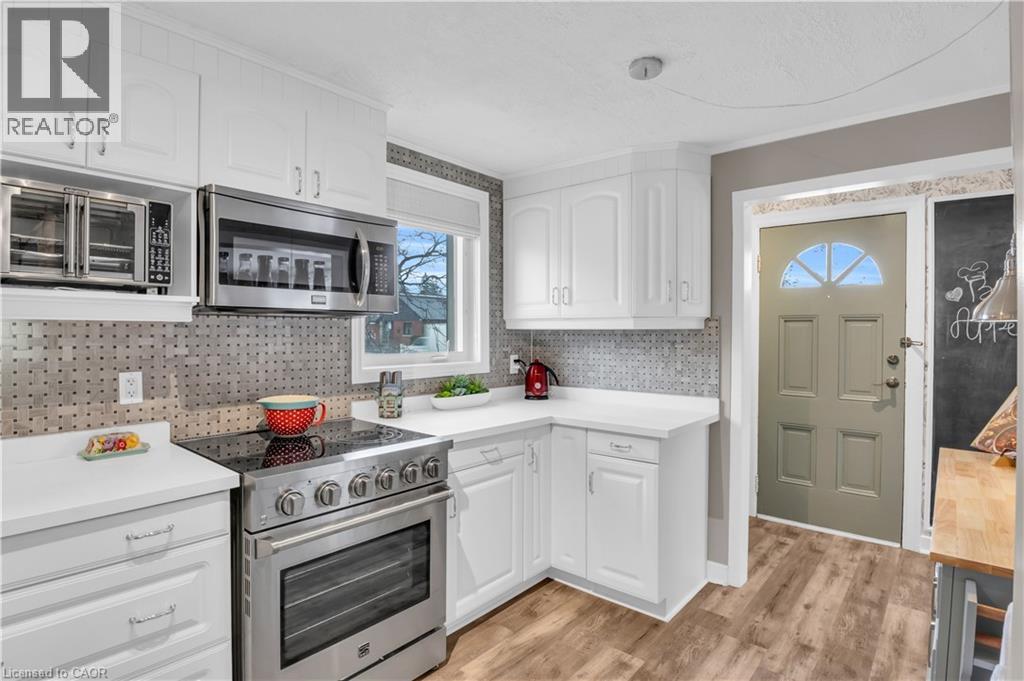 296 WEBER Street E thumbnail 5