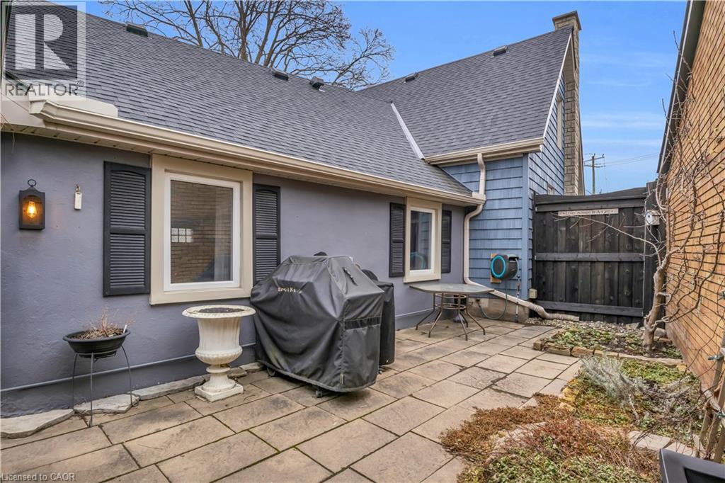 296 WEBER Street E thumbnail 33