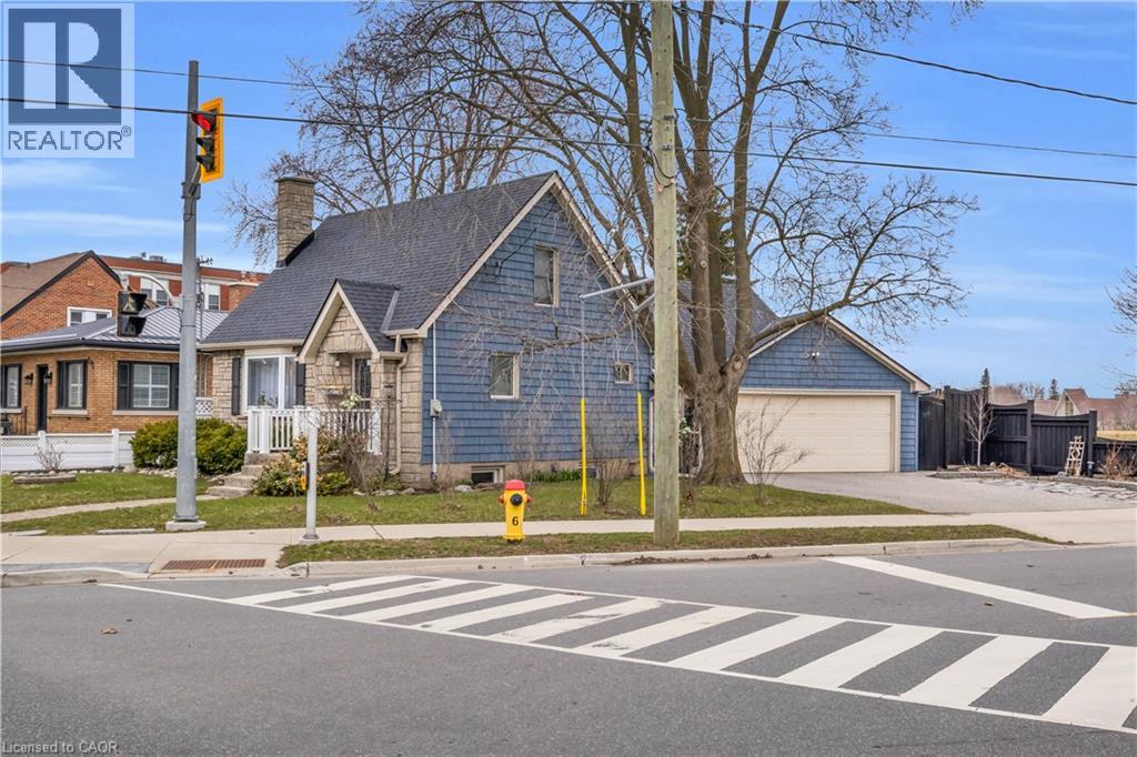 296 WEBER Street E thumbnail 43