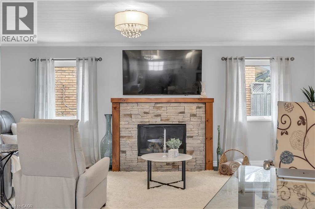 296 WEBER Street E thumbnail 14