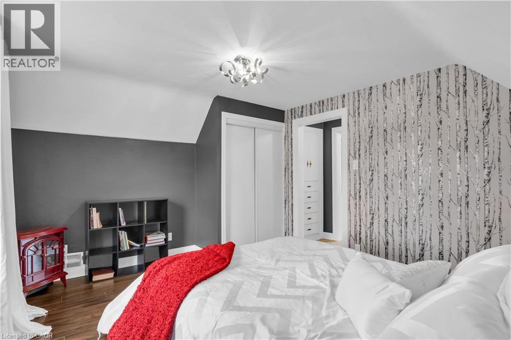 296 WEBER Street E thumbnail 25