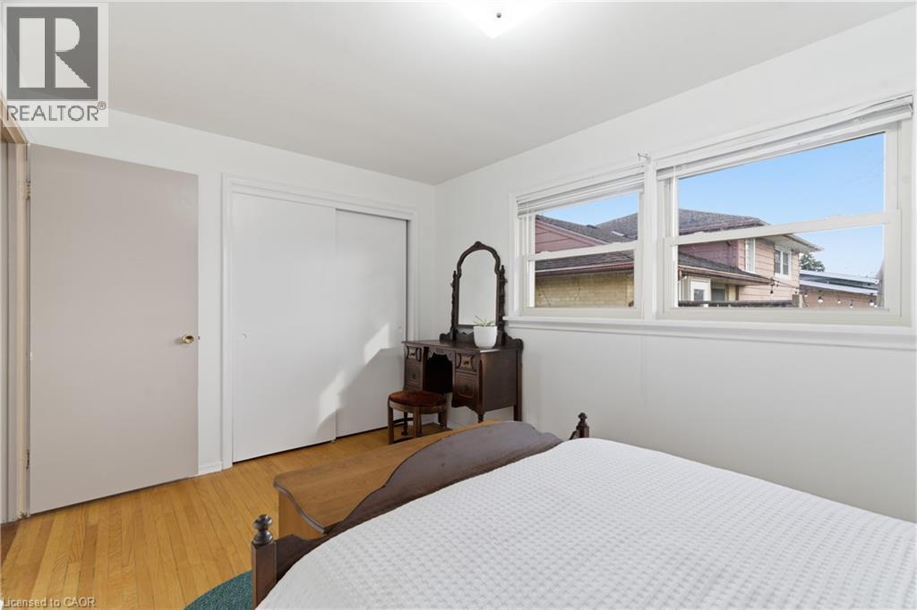 135 BURBANK Road thumbnail 27