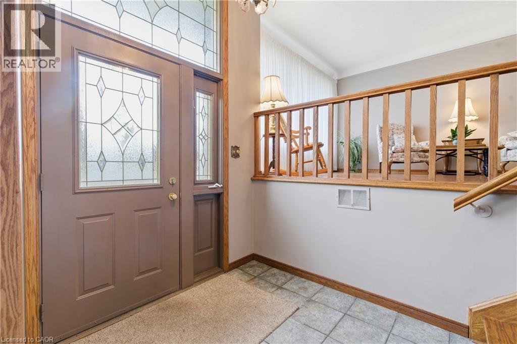 135 BURBANK Road thumbnail 9