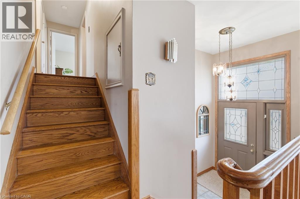 135 BURBANK Road thumbnail 20