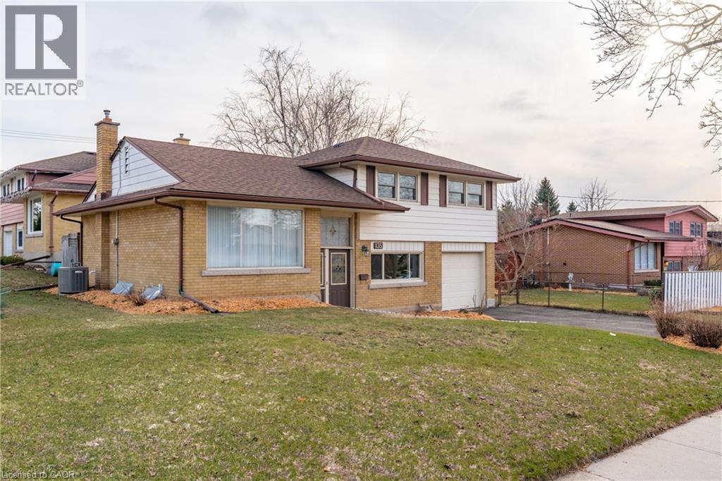 135 BURBANK Road thumbnail 5