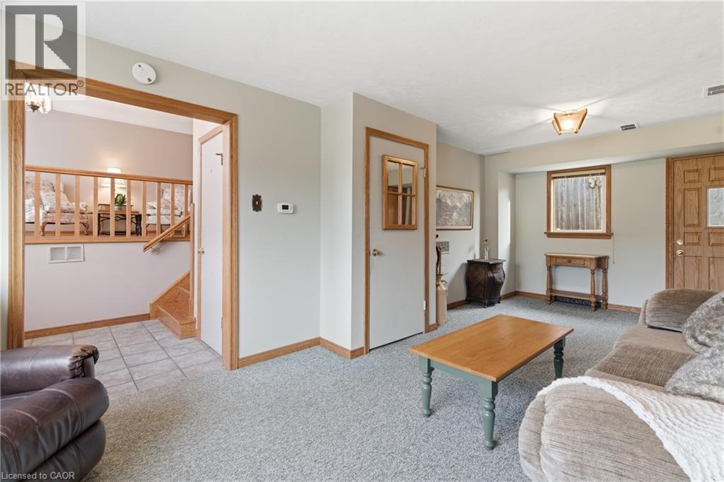 135 BURBANK Road thumbnail 11