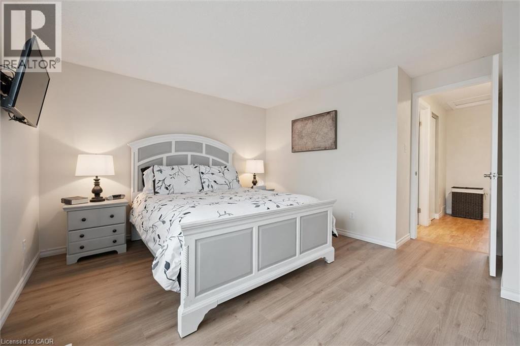 465 WOOLWICH Street Unit# 1 thumbnail 19