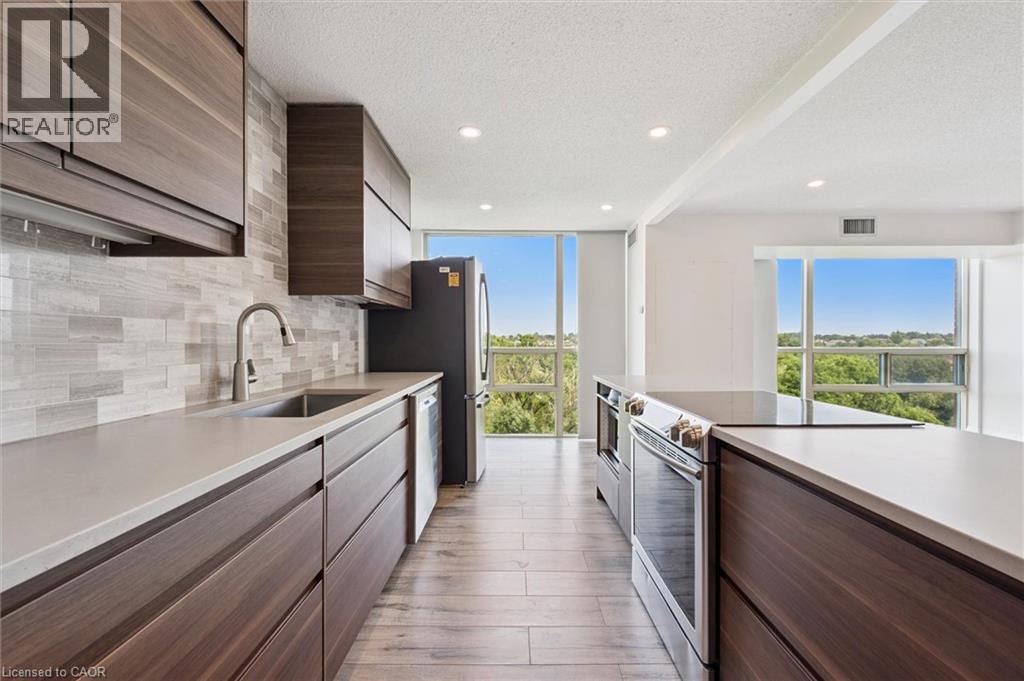 55 BLUE SPRINGS Drive Unit# 706 thumbnail 19