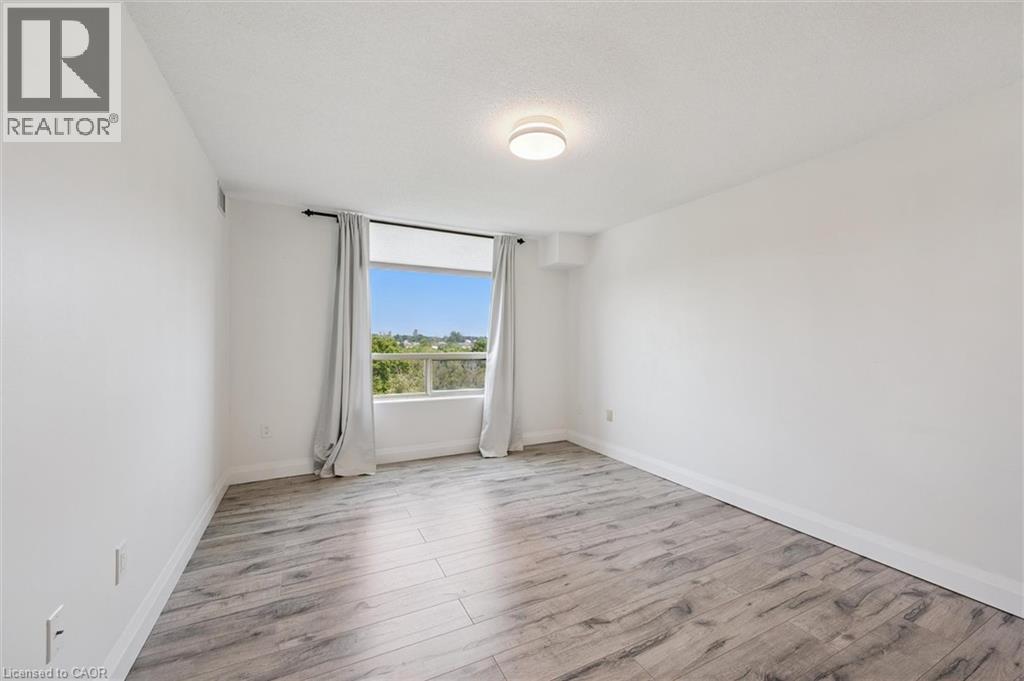 55 BLUE SPRINGS Drive Unit# 706 thumbnail 30