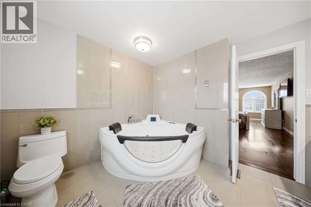 47 BURNT EMBER Court thumbnail 15