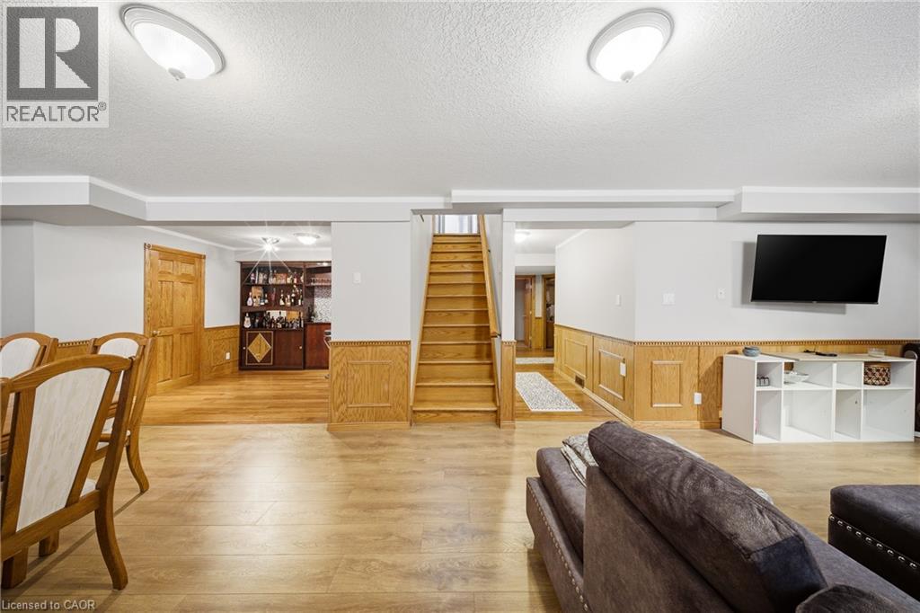 47 BURNT EMBER Court thumbnail 20