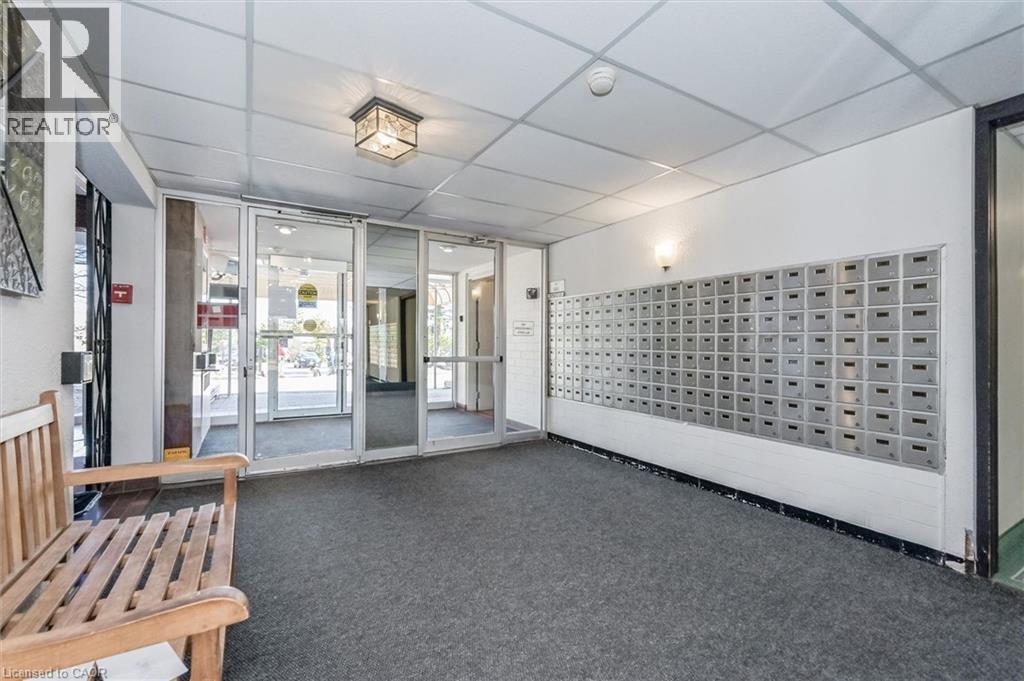 225 HARVARD Place Unit# 310 thumbnail 4