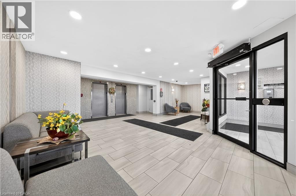 1100 COURTLAND Avenue E Unit# 605 thumbnail 7