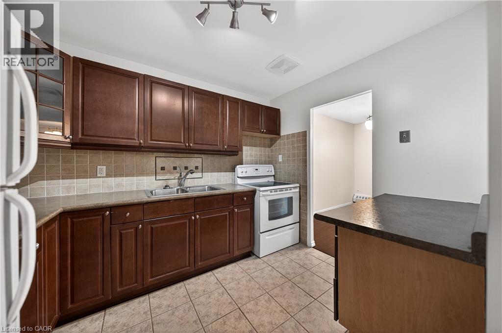 1100 COURTLAND Avenue E Unit# 605 thumbnail 16