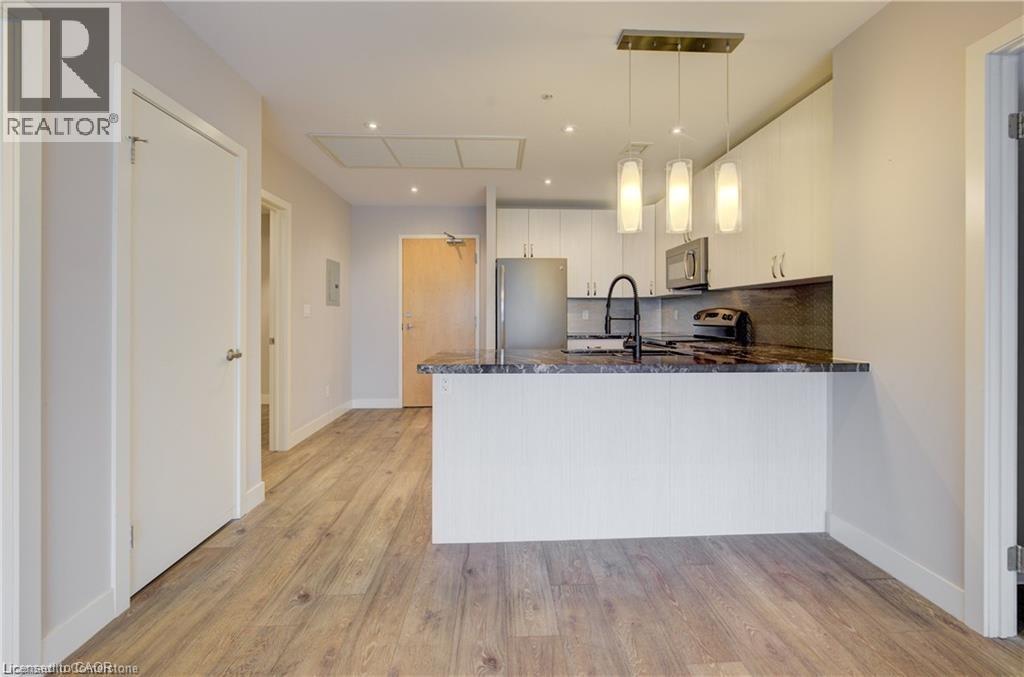 1 VICTORIA Street S Unit# 1513 thumbnail 11