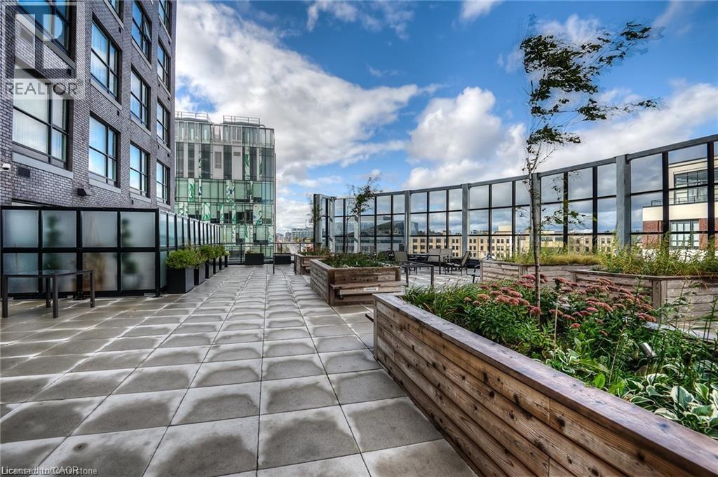 1 VICTORIA Street S Unit# 1513 thumbnail 9