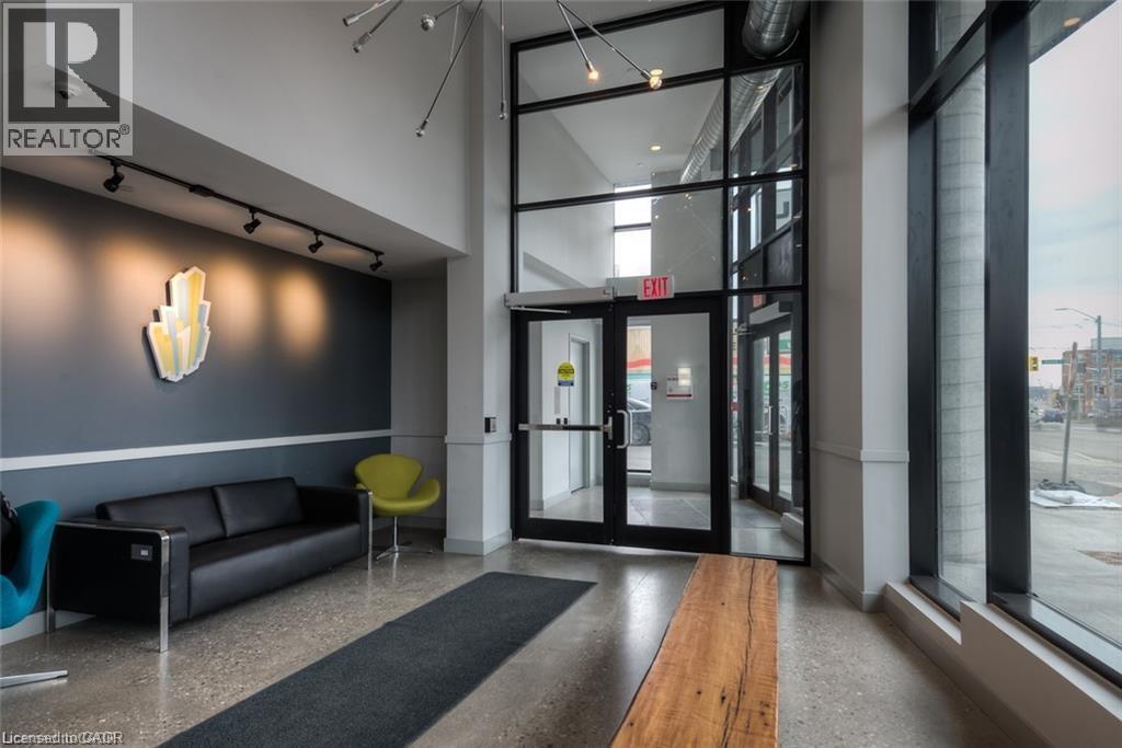 1 VICTORIA Street S Unit# 1513 thumbnail 40