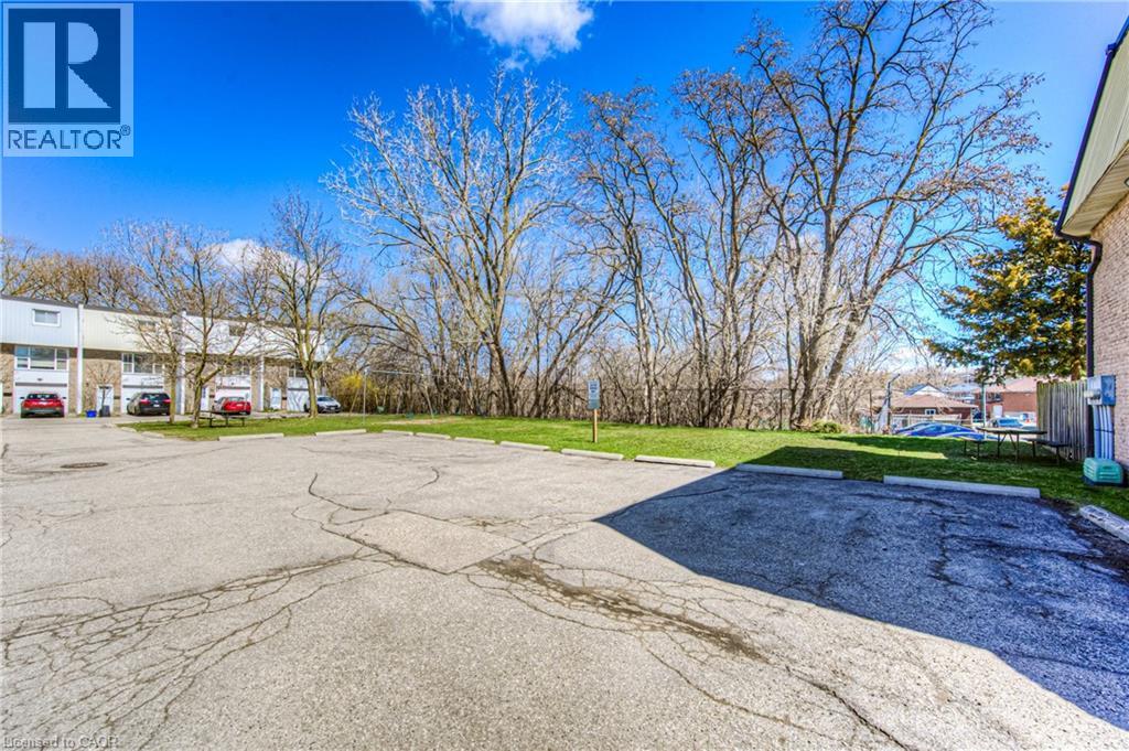 70 MORGAN Avenue Unit# 6 thumbnail 5