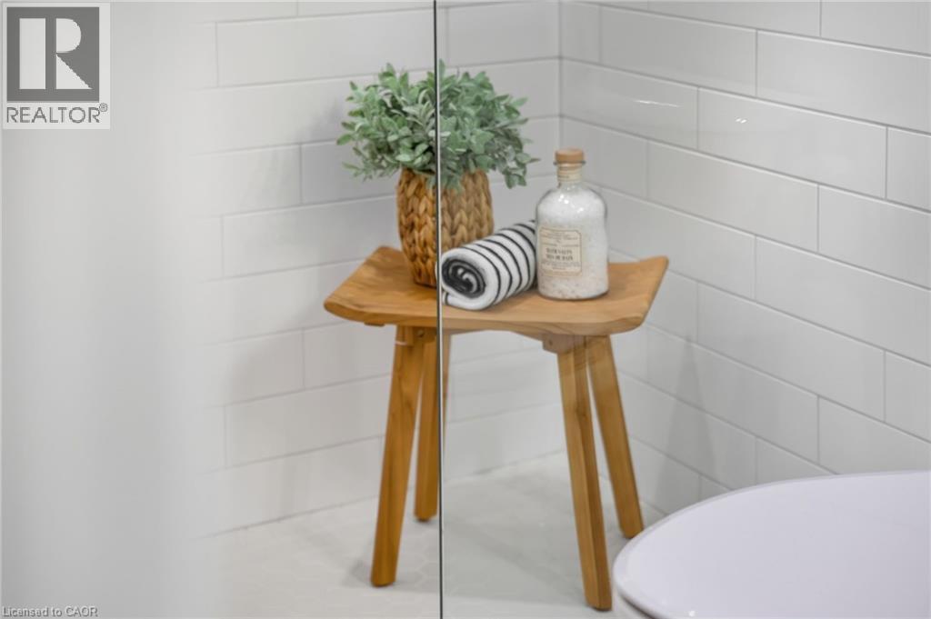 29 WEYMOUTH Street Unit# 17 thumbnail 31