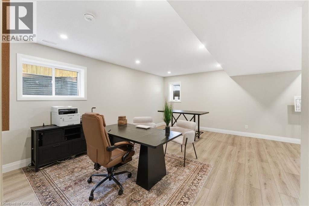 29 WEYMOUTH Street Unit# 17 thumbnail 41