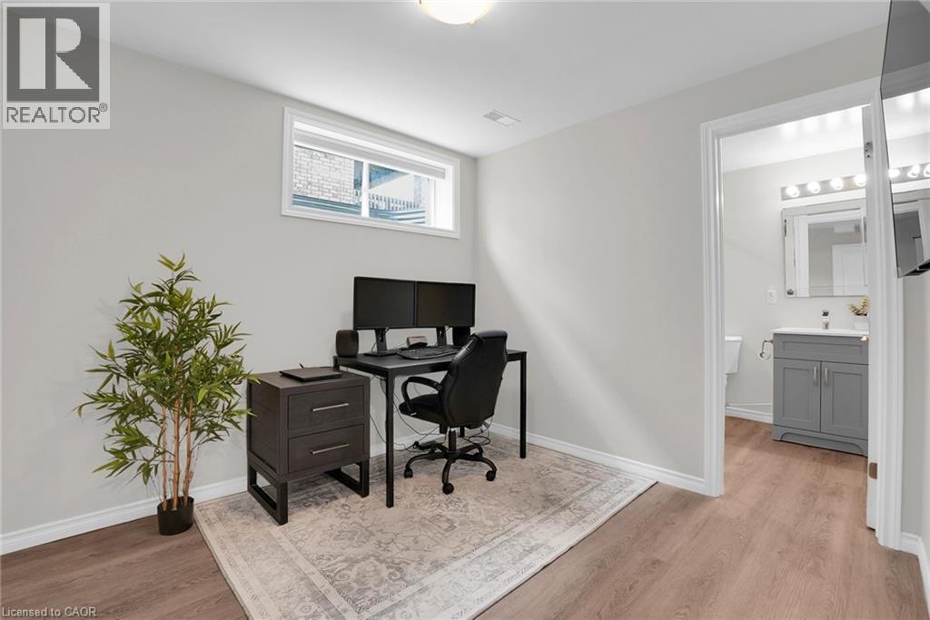 31 TOWNSEND Drive Unit# 66 thumbnail 32