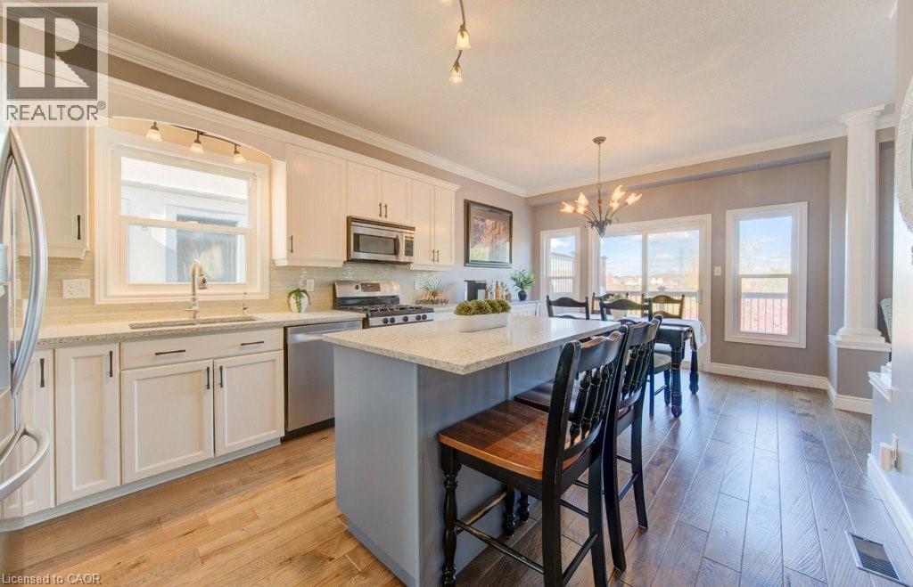 99 MAITLAND Street thumbnail 14