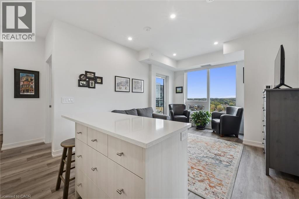 15 WELLINGTON Street S Unit# 909 thumbnail 8